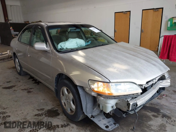 1998 Honda Accord EX z VIN 1HGCG1651WA805964, wystawiony jako IAAI lot #42320827 z przebiegiem 239 279 mil mil oraz . Historia ofert i sprzedaży dostępna na DreamBid. Obrazek 1.