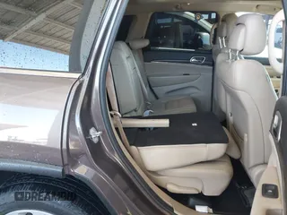 2017 Jeep Grand Cherokee Limited with VIN 1C4RJEBGXHC846920, listed as a IAAI auction lot 41718763 with 131,757 mi miles. Bid and sale history available at carsss.com. Image 7.