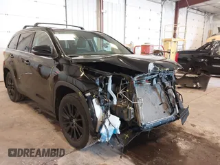 2019 Toyota Highlander SE with VIN 5TDJZRFH2KS628024, listed as a IAAI auction lot 41915298 with 87,054 mi miles. Bid and sale history available at carsss.com. Image 18.