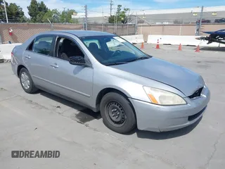 2005 Honda Accord LX z VIN JHMCM56465C004504, wystawiony jako IAAI lot #42018643 z przebiegiem 238 837 mil mil oraz . Historia ofert i sprzedaży dostępna na DreamBid. Obrazek 1.