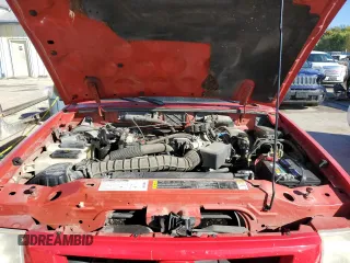 2001 Mazda B-Series Truck DS z VIN 4F4YR12U31TM27467, wystawiony jako Copart lot #73532224 z przebiegiem 89 270 mil mil oraz Szkoda całkowita • Salvage title. Historia ofert i sprzedaży dostępna na DreamBid. Obrazek 11.