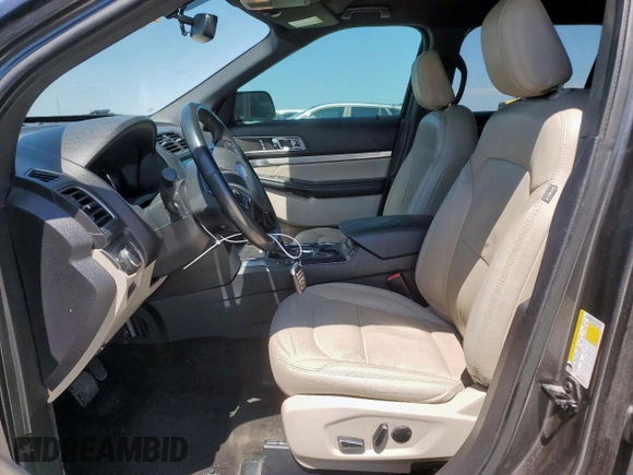 2018 Ford Explorer XLT with VIN 1FM5K7D83JGB03314, listed as a Copart auction lot 61464245 with 172,167 mi miles and Salvage title. Bid and sale history available at DreamBid. Image 7.