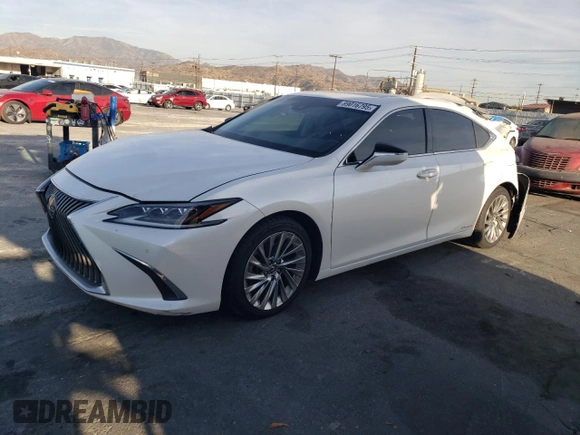 2021 Lexus ES 300h Luxury with VIN 58AEA1C11MU012688, listed as a Copart auction lot 89016795 with 123,574 mi miles and Salvage title. Bid and sale history available at DreamBid. Image 1.