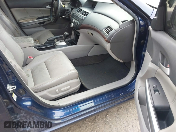 2008 Honda Accord EX-L z VIN 1HGCP36818A016111, wystawiony jako IAAI lot #41619493 z przebiegiem 176 786 mil mil oraz . Historia ofert i sprzedaży dostępna na DreamBid. Obrazek 5.