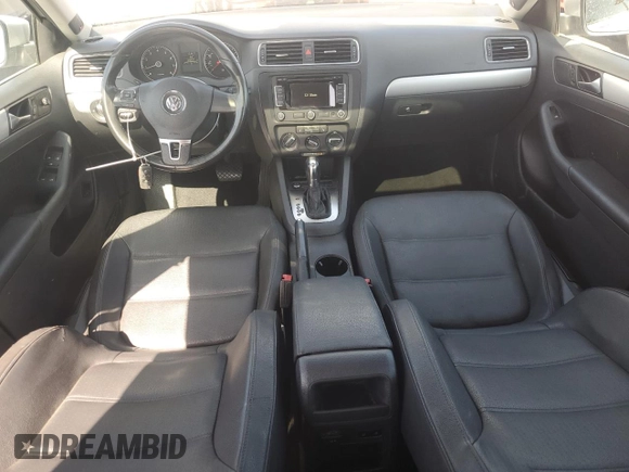2012 Volkswagen Jetta SEL with VIN 3VWLP7AJ6CM324271, listed as a Copart auction lot 59986855 with 129,002 mi miles and Salvage title. Bid and sale history available at DreamBid. Image 8.