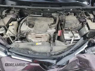 2018 Toyota RAV4 XLE z VIN 2T3RFREV5JW851495, wystawiony jako Copart lot #68519975 z przebiegiem 76 348 mil mil oraz Szkoda całkowita • Salvage title. Historia ofert i sprzedaży dostępna na DreamBid. Obrazek 16.