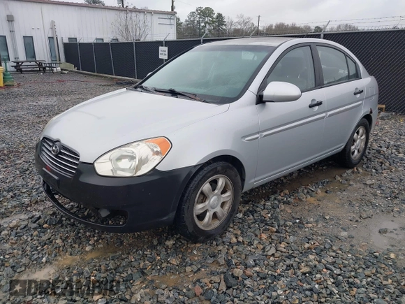 2006 Hyundai Accent GLS with VIN KMHCN46C46U035208, listed as a IAAI auction lot 41769016 with 141,065 mi miles. Bid and sale history available at carsss.com. Image 2.