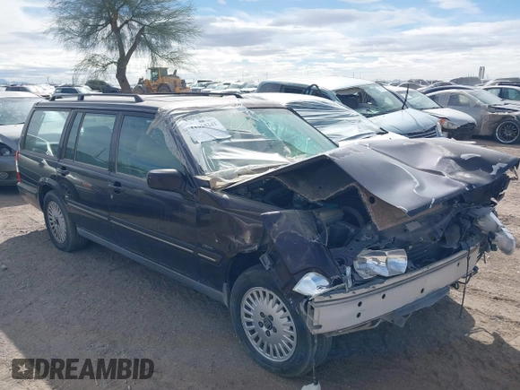 1998 Volvo V90 с VIN YV1KW9601W1046355, выставлен на аукционе IAAI как лот 41518241 с пробегом 236 321 миль миль и . История ставок и продаж доступна на DreamBid. Изображение 1.