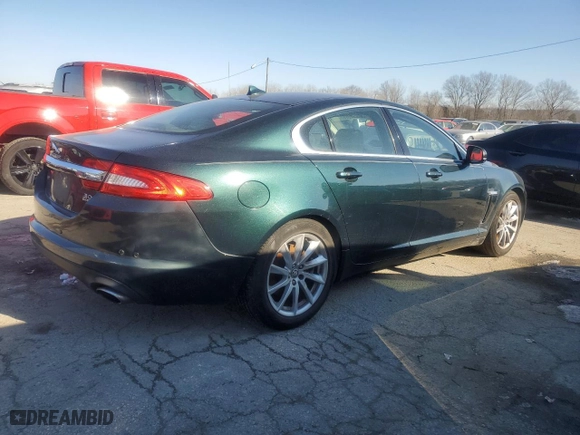 2014 Jaguar XF V6 SC with VIN SAJWJ0EF1E8U09932, listed as a Copart auction lot 42328825 with 91,890 mi miles and Clean Title. Bid and sale history available at carsss.com. Image 3.