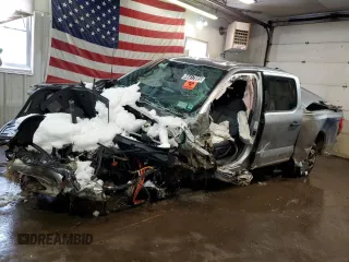 2024 Ford F-150 Lightning XLT z VIN 1FTVW3LK9RWG06135, wystawiony jako Copart lot #46417885 z przebiegiem Nie podano mil oraz Nie do naprawy • Non repairable. Historia ofert i sprzedaży dostępna na DreamBid. Obrazek 1.