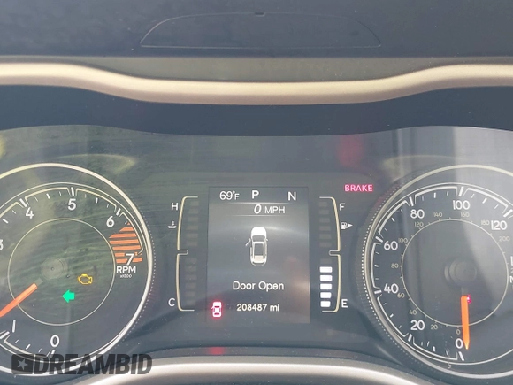 2017 Jeep Cherokee Latitude с VIN 1C4PJMCB5HW574778, выставлен на аукционе IAAI как лот 42331697 с пробегом 208 487 миль миль и . История ставок и продаж доступна на DreamBid. Изображение 7.