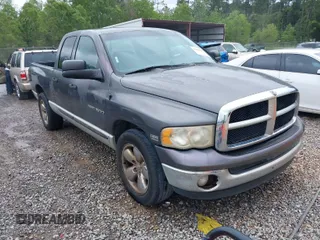 2004 Dodge 1500 SLT with VIN 1D7HA18D34S705114, listed as a IAAI auction lot 41981931 with 282,692 mi miles. Bid and sale history available at carsss.com. Image 1.