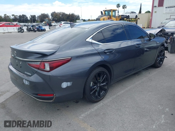 2024 Lexus ES 300h with VIN 58ABA1C18RU039512, listed as a IAAI auction lot 42051732 with 19,728 mi miles and . Bid and sale history available at DreamBid. Image 4.