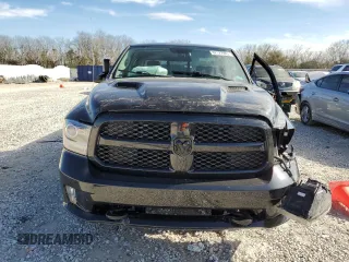 2017 Ram 1500 Sport z VIN 1C6RR7UT3HS670479, wystawiony jako Copart lot #82122983 z przebiegiem 67 924 mil mil oraz Szkoda całkowita • Salvage title. Historia ofert i sprzedaży dostępna na DreamBid. Obrazek 5.
