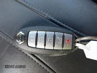 2018 Nissan Rogue SV z VIN KNMAT2MV7JP557753, wystawiony jako IAAI lot #41999721 z przebiegiem 45 130 mil mil oraz . Historia ofert i sprzedaży dostępna na DreamBid. Obrazek 11.