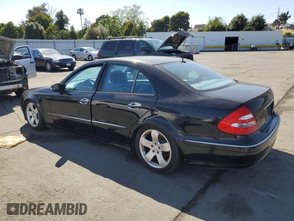 2006 Mercedes-Benz E 500 z VIN WDBUF70J76A888197, wystawiony jako Copart lot #58199365 z przebiegiem 174 100 mil mil oraz Czysty tytuł • Clean title. Historia ofert i sprzedaży dostępna na DreamBid. Obrazek 2.