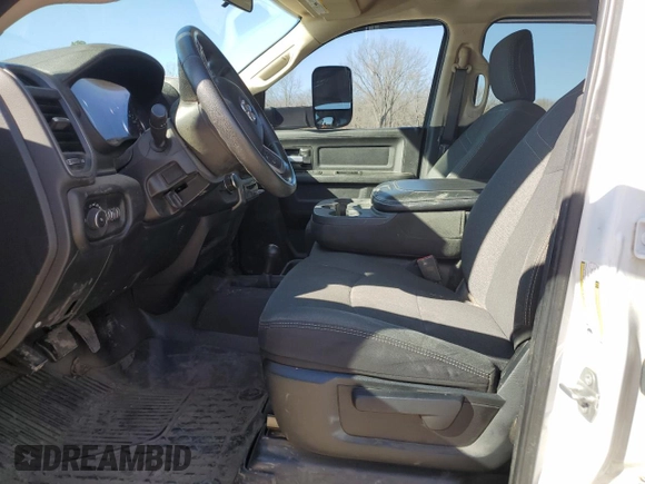 2019 Ram 2500 Tradesman with VIN 3C6UR5HJ8KG587569, listed as a Copart auction lot 45483665 with 136,457 mi miles and Salvage title. Bid and sale history available at DreamBid. Image 7.