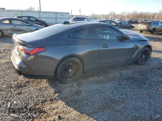 2022 BMW M4 Competition xDrive with VIN WBS43AZ00NCK01848, listed as a Copart auction lot 84823524 with 0 mi miles and Salvage Title. Bid and sale history available at carsss.com. Image 3.