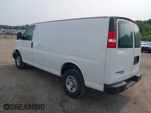 2016 Chevrolet Express Cargo with VIN 1GCWGAFF6G1128884, listed as a IAAI auction lot 42414808 with 198,206 mi miles and . Bid and sale history available at DreamBid. Image 3.