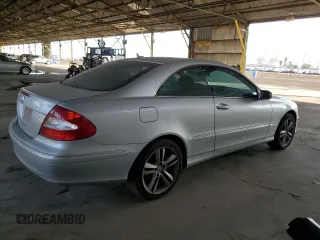 2007 Mercedes-Benz CLK 350 with VIN WDBTJ56H27F229550, listed as a Copart auction lot 82446174 with 152,265 mi miles and Clean Title. Bid and sale history available at DreamBid. Image 3.