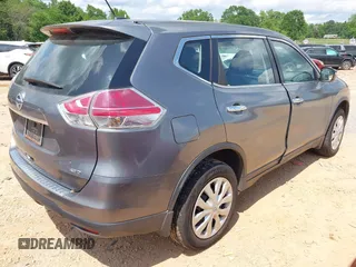2015 Nissan Rogue SV z VIN 5N1AT2MV4FC855848, wystawiony jako IAAI lot #42226345 z przebiegiem 149 359 mil mil oraz . Historia ofert i sprzedaży dostępna na DreamBid. Obrazek 4.