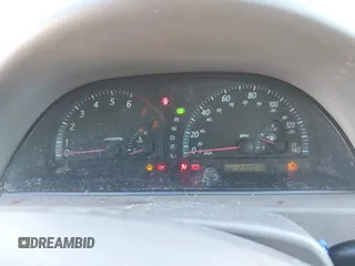 2002 Toyota Camry LE z VIN 4T1BE32K02U051709, wystawiony jako IAAI lot #41485620 z przebiegiem 232 876 mil mil oraz . Historia ofert i sprzedaży dostępna na DreamBid. Obrazek 7.