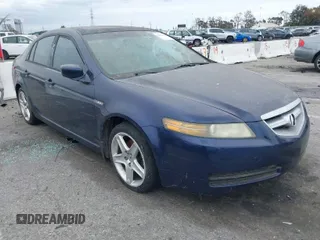 2004 Acura TL with VIN 19UUA662X4A009154, listed as a IAAI auction lot 42043934 with 215,830 mi miles. Bid and sale history available at carsss.com. Image 1.