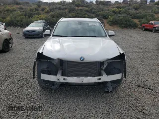 2015 BMW X3 xDrive28i z VIN 5UXWX9C58F0D53288, wystawiony jako Copart lot #55273745 z przebiegiem 61 443 mil mil oraz Szkoda całkowita • Salvage title. Historia ofert i sprzedaży dostępna na DreamBid. Obrazek 5.