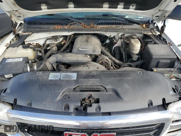 2007 GMC Sierra 1500HD SLE z VIN 1GTGK13U97F142349, wystawiony jako Copart lot #79495514 z przebiegiem 194 916 mil mil oraz Czysty tytuł • Clean title. Historia ofert i sprzedaży dostępna na DreamBid. Obrazek 11.