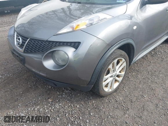 2013 Nissan Juke SL with VIN JN8AF5MV6DT221746, listed as a IAAI auction lot 42100600 with 209,542 mi miles. Bid and sale history available at carsss.com. Image 6.