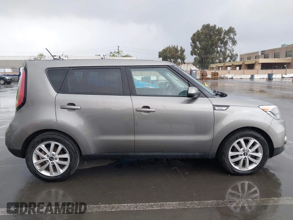 2018 Kia Soul + with VIN KNDJP3A53J7534744, listed as a IAAI auction lot 41889274 with 75,083 mi miles. Bid and sale history available at carsss.com. Image 13.