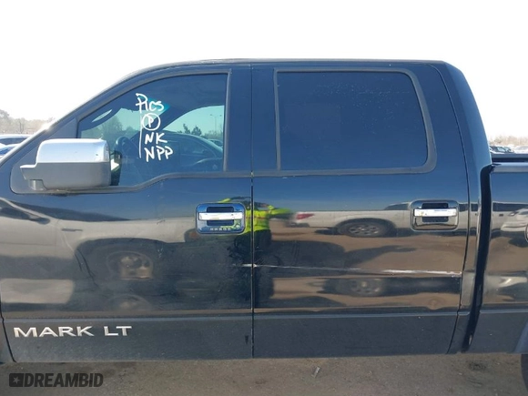 2008 Lincoln Mark LT with VIN 5LTPW18518FJ05378, listed as a IAAI auction lot 41676238 with NaN miles. Bid and sale history available at carsss.com. Image 14.