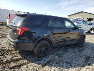 2019 Ford Police Interceptor Utility with VIN 1FM5K8ARXKGB45225, listed as a Copart auction lot 49150855 with 121,162 mi miles and Clean Title. Bid and sale history available at carsss.com. Image 3.