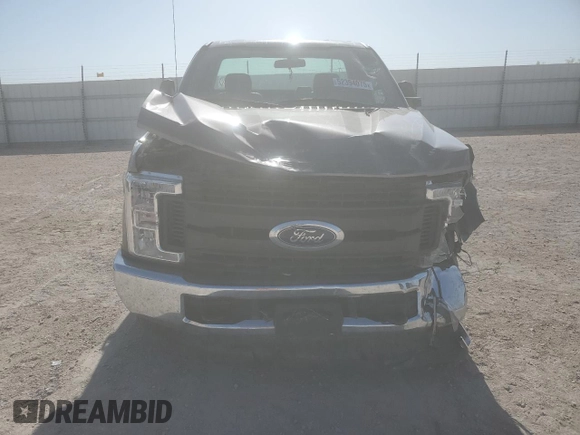 2019 Ford Super Duty F-250 SRW XL with VIN 1FTBF2B63KED10878, listed as a Copart auction lot 52394075 with 61,033 mi miles and Salvage Title. Bid and sale history available at carsss.com. Image 5.