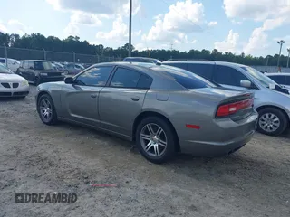 2014 Dodge Charger Police z VIN 2C3CDXAT8EH186106, wystawiony jako IAAI lot #42360605 z przebiegiem 126 794 mil mil oraz . Historia ofert i sprzedaży dostępna na DreamBid. Obrazek 3.