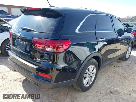 2019 Kia Sorento LX with VIN 5XYPG4A36KG538256, listed as a IAAI auction lot 41601031 with 1 mi miles. Bid and sale history available at carsss.com. Image 4.