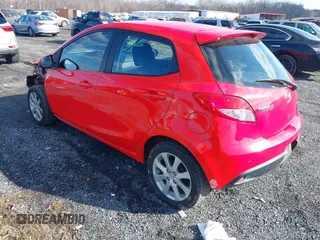 2012 Mazda 2 Touring z VIN JM1DE1LZ2C0152367, wystawiony jako IAAI lot #41526817 z przebiegiem 52 011 mil mil oraz . Historia ofert i sprzedaży dostępna na DreamBid. Obrazek 3.