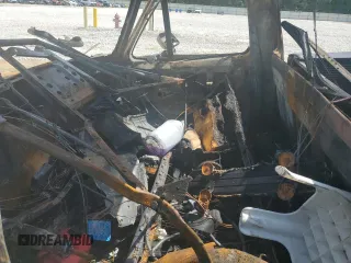 1991 Ford F-150 z VIN 1FTDF15N0MNA95601, wystawiony jako Copart lot #56676545 z przebiegiem Nie podano mil oraz Nie do naprawy • Non repairable. Historia ofert i sprzedaży dostępna na DreamBid. Obrazek 7.