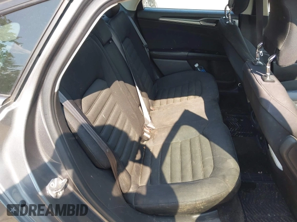 2014 Ford Fusion SE with VIN 3FA6P0HD4ER186491, listed as a IAAI auction lot 40238299 with 155,379 mi miles. Bid and sale history available at carsss.com. Image 8.