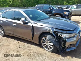 2016 Infiniti Q50 3.0t Premium with VIN JN1EV7AP4GM304093, listed as a IAAI auction lot 42021671 with 61,581 mi miles. Bid and sale history available at carsss.com. Image 6.
