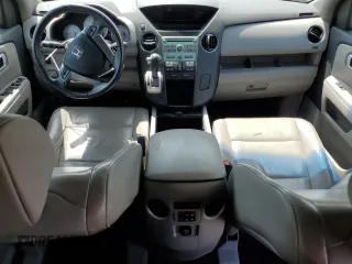 2011 Honda Pilot EX-L z VIN 5FNYF3H51BB032527, wystawiony jako Copart lot #57422335 z przebiegiem 170 089 mil mil oraz Szkoda całkowita • Salvage title. Historia ofert i sprzedaży dostępna na DreamBid. Obrazek 8.