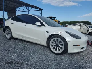 2023 Tesla Model 3 z VIN 5YJ3E1EA7PF573852, wystawiony jako Copart lot #57662565 z przebiegiem Nie podano mil oraz Szkoda całkowita • Salvage title. Historia ofert i sprzedaży dostępna na DreamBid. Obrazek 4.