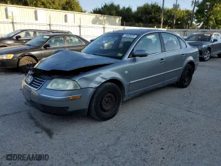 2003 Volkswagen Passat GL with VIN WVWMD63B83P051506, listed as a Copart auction lot 70968654 with 100,066 mi miles and Salvage Title. Bid and sale history available at carsss.com. Image 1.