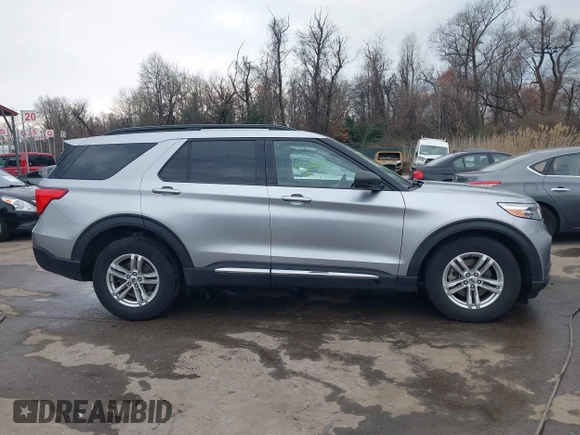 2021 Ford Explorer XLT with VIN 1FMSK8DH6MGC50773, listed as a IAAI auction lot 41908834 with 106,688 mi miles. Bid and sale history available at carsss.com. Image 13.