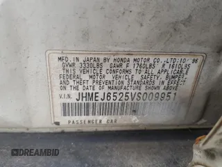1997 Honda Civic DX z VIN JHMEJ6525VS009951, wystawiony jako Copart lot #60757545 z przebiegiem 205 070 mil mil oraz Czysty tytuł • Clean title. Historia ofert i sprzedaży dostępna na DreamBid. Obrazek 12.
