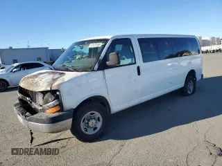 2007 Chevrolet Express Passenger z VIN 1GAHG39U471121312, wystawiony jako Copart lot #47570155 z przebiegiem 139 078 mil mil oraz Szkoda całkowita • Salvage title. Historia ofert i sprzedaży dostępna na DreamBid. Obrazek 1.