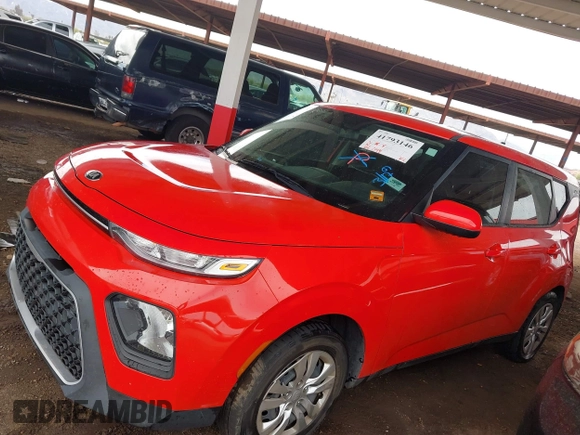 2021 Kia Soul LX with VIN KNDJ23AU5M7738553, listed as a IAAI auction lot 41793146 with 62,044 mi miles. Bid and sale history available at carsss.com. Image 2.