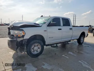 2019 Ram 2500 Tradesman with VIN 3C6UR5HJ2KG629458, listed as a Copart auction lot 59398235 with 77,132 mi miles and Salvage title. Bid and sale history available at DreamBid. Image 1.