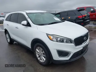 2017 Kia Sorento LX z VIN 5XYPG4A31HG188723, wystawiony jako IAAI lot #41883851 z przebiegiem 129 270 mil mil oraz . Historia ofert i sprzedaży dostępna na DreamBid. Obrazek 1.