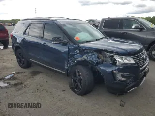 2017 Ford Explorer XLT z VIN 1FM5K8DH5HGC36348, wystawiony jako Copart lot #58332195 z przebiegiem 134 314 mil mil oraz Szkoda całkowita • Salvage title. Historia ofert i sprzedaży dostępna na DreamBid. Obrazek 4.